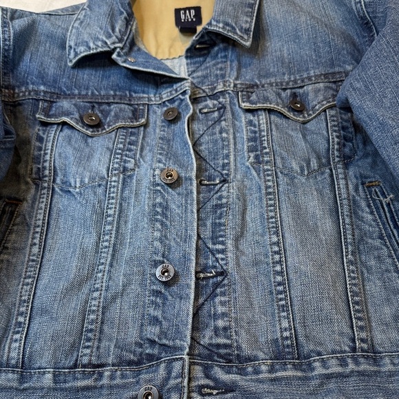 GAP Kids Classic Denim Jacket - Picture 4 of 11